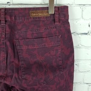 CALVIN KLEIN | purple camo print skinny "legging"